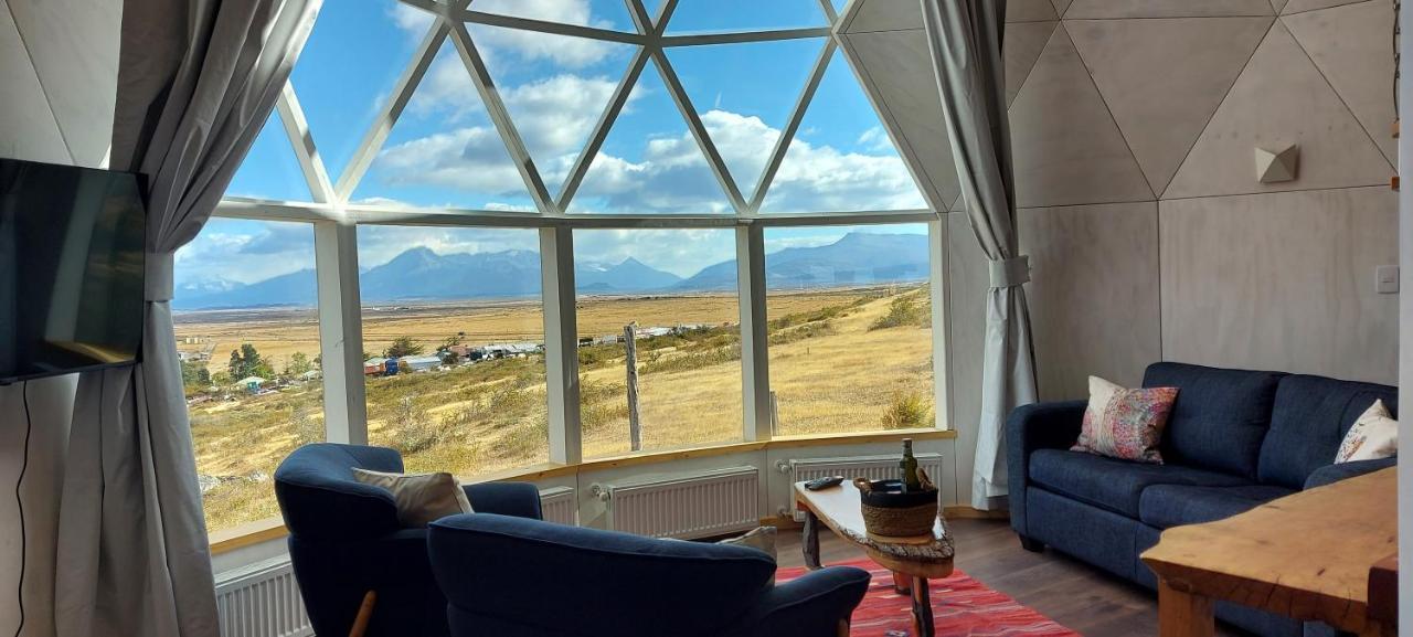 Dome With Stunning Glacier & Mountain Views Puerto Natales Exterior photo