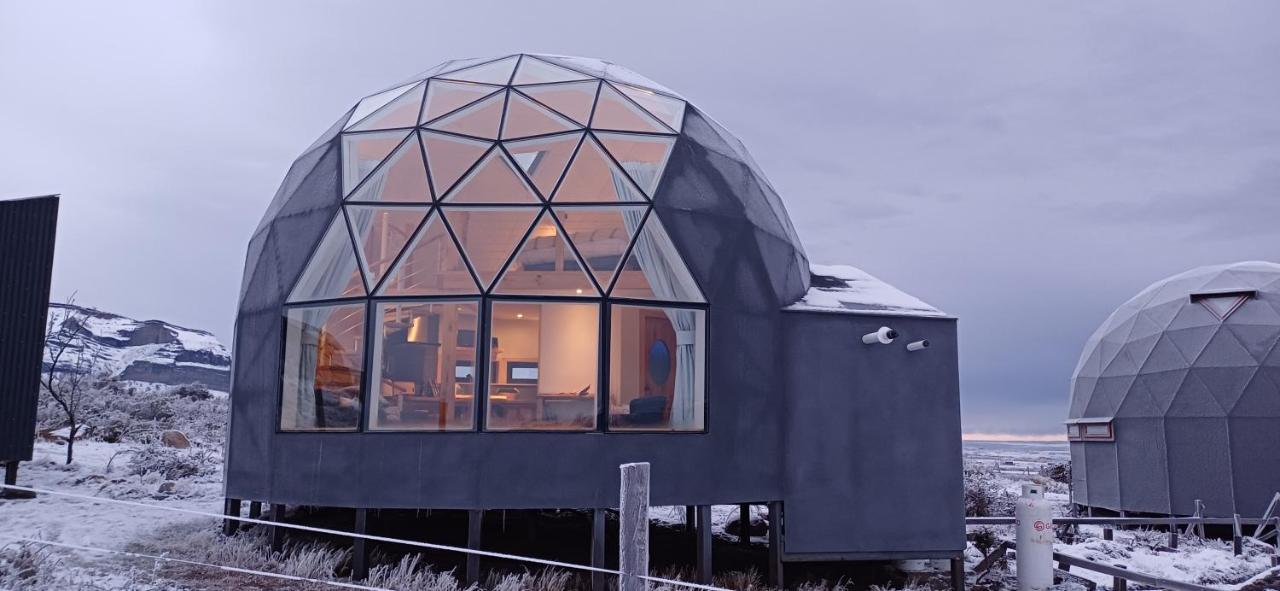 Dome With Stunning Glacier & Mountain Views Puerto Natales Exterior photo